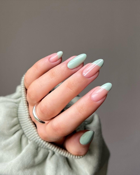 Slanted French mint nails